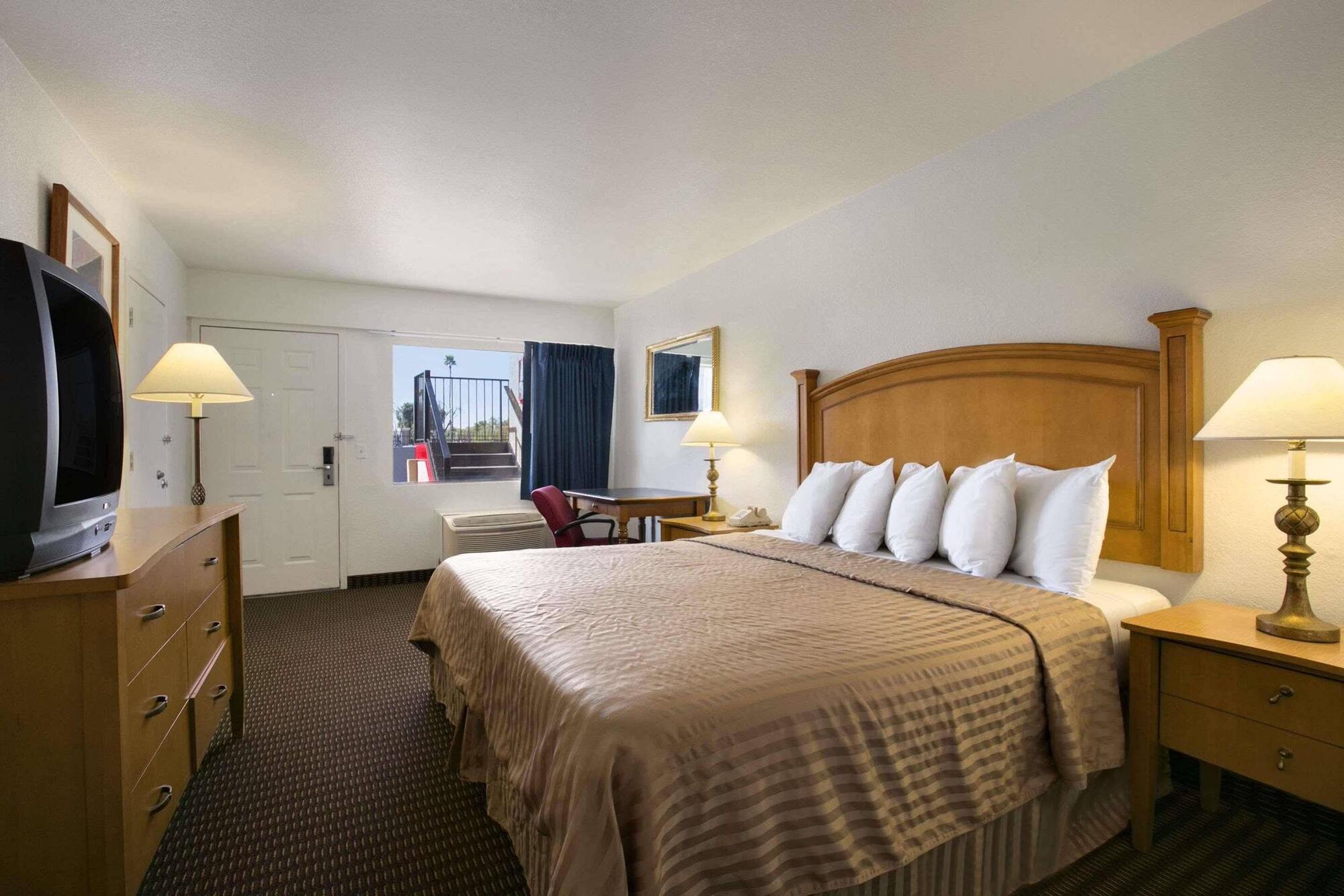 Econo Lodge Phoenix North I-17 외부 사진